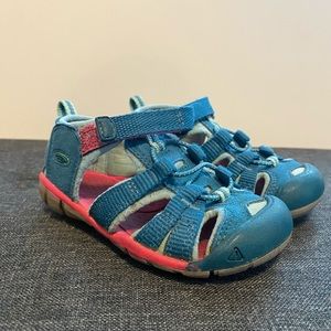 Keen Baby water sandals size 5